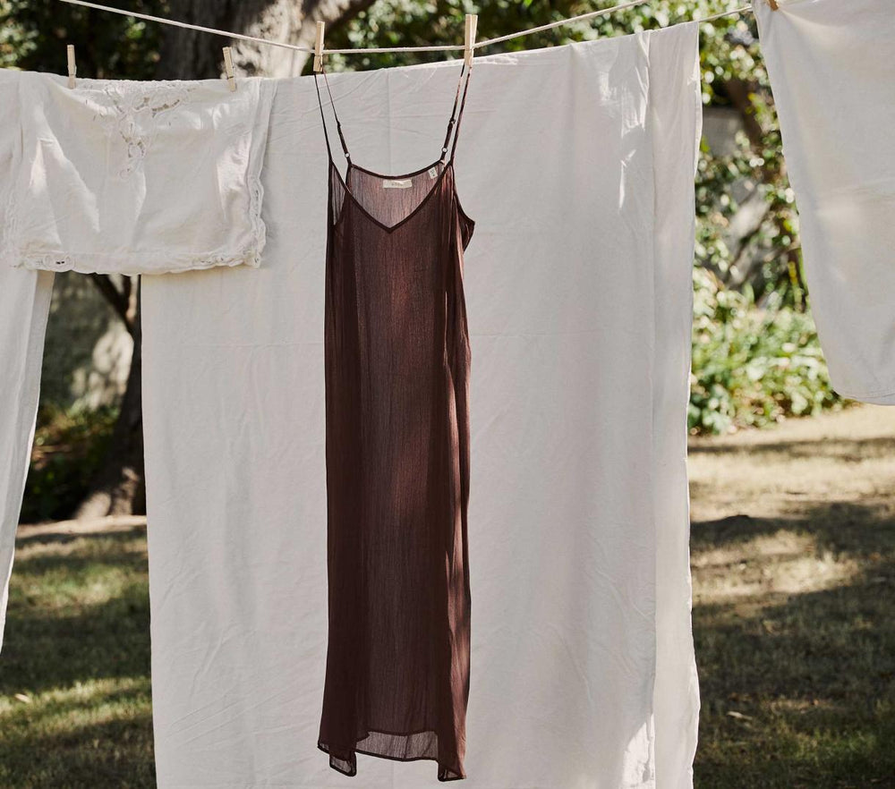 DÔEN Slips | Long Deep V-Neck Slip Umber - Women