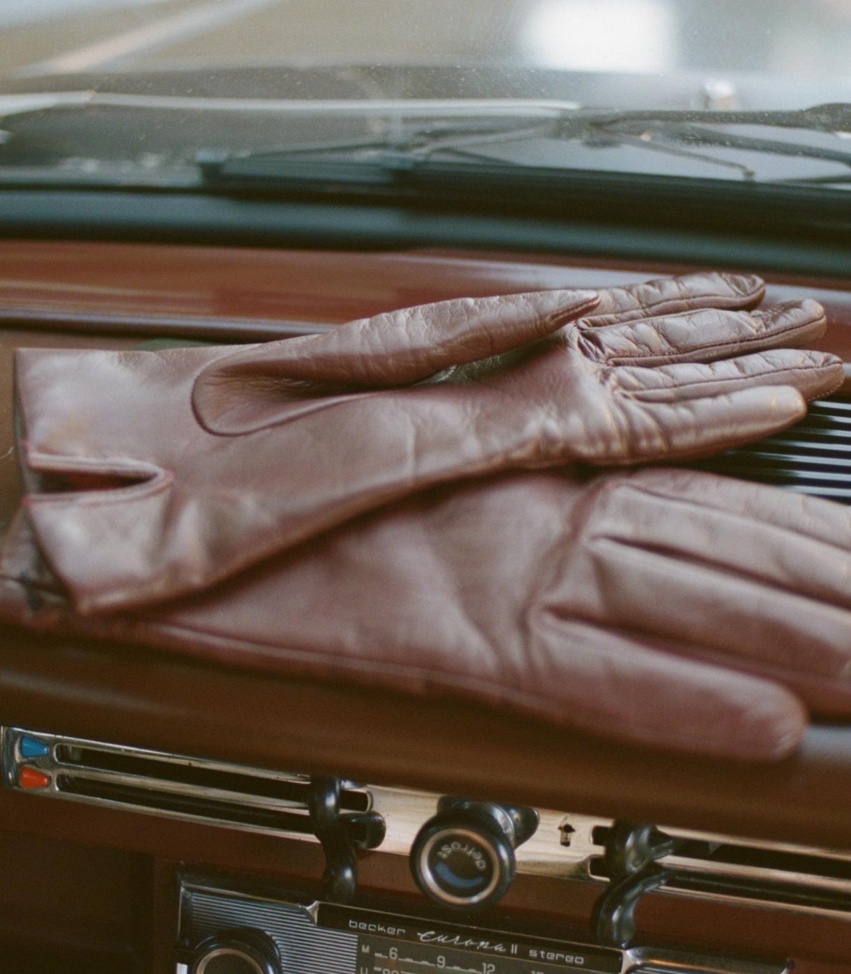 DÔEN Belts, Hats &amp; Gloves | Rhine Gloves Bordeaux Leather - Women