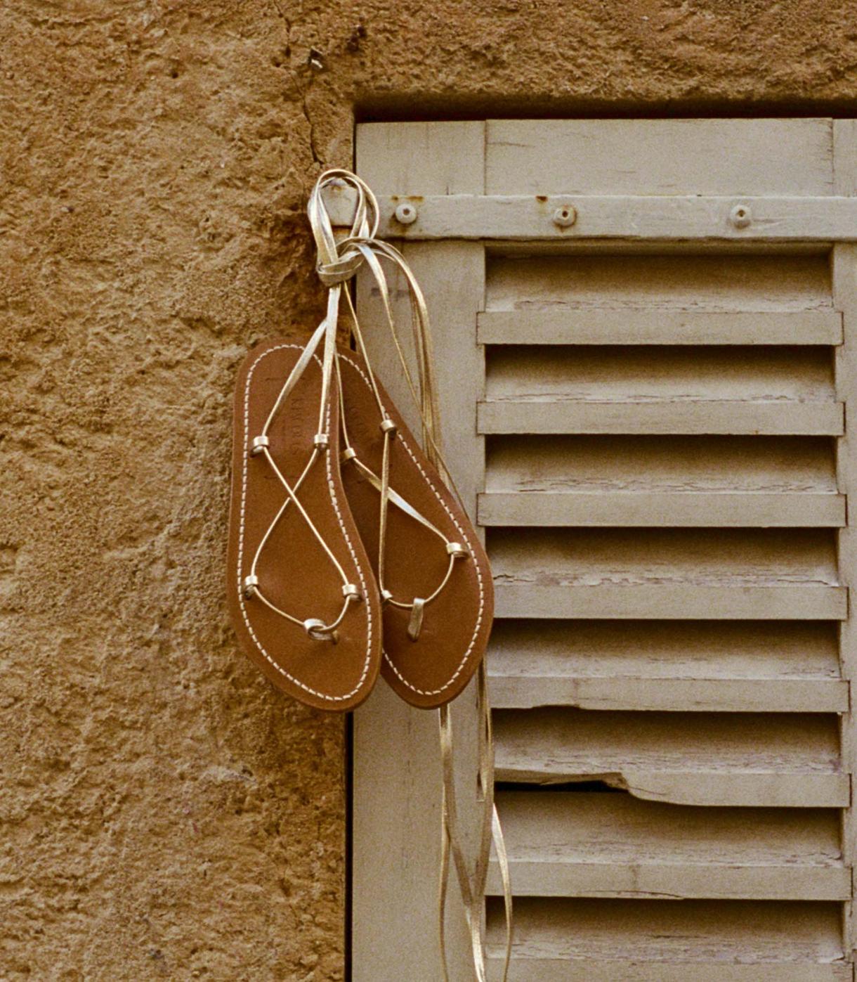 DÔEN Shoes | DÔEN &amp; K.Jacques Bikini Sandal Metallic Champagne - Women