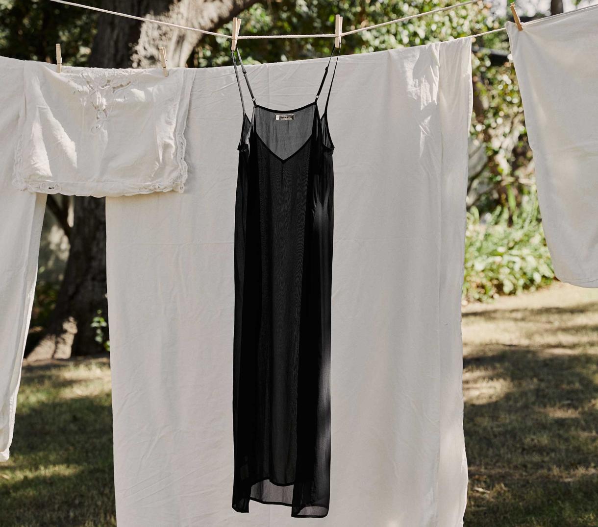 DÔEN Slips | Long Deep V-Neck Slip Black - Women