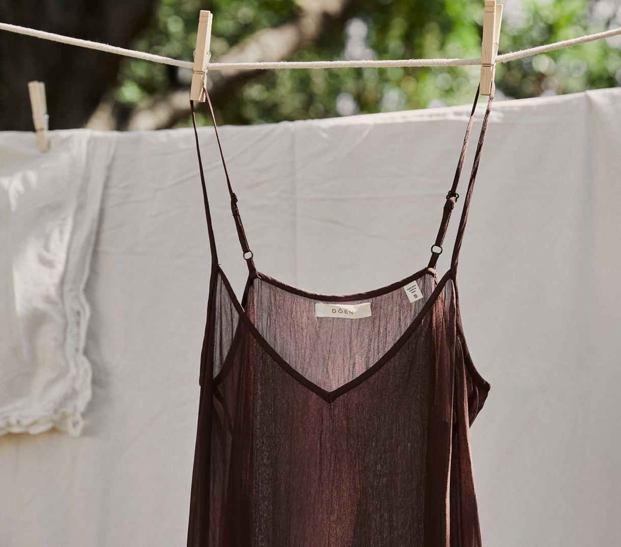 DÔEN Slips | Long Deep V-Neck Slip Umber - Women