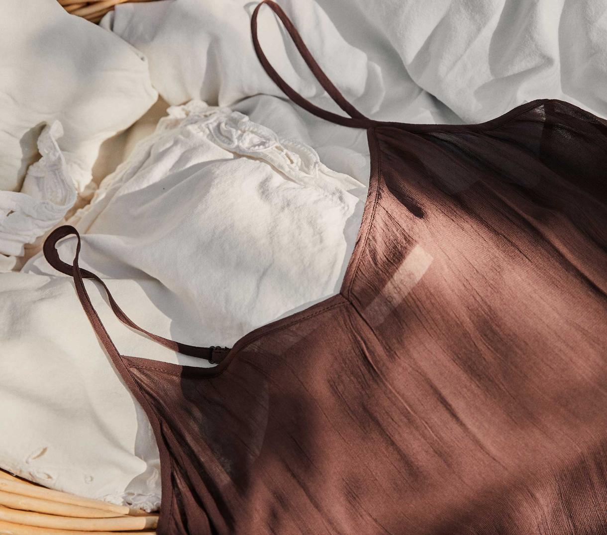 DÔEN Slips | Long Deep V-Neck Slip Umber - Women