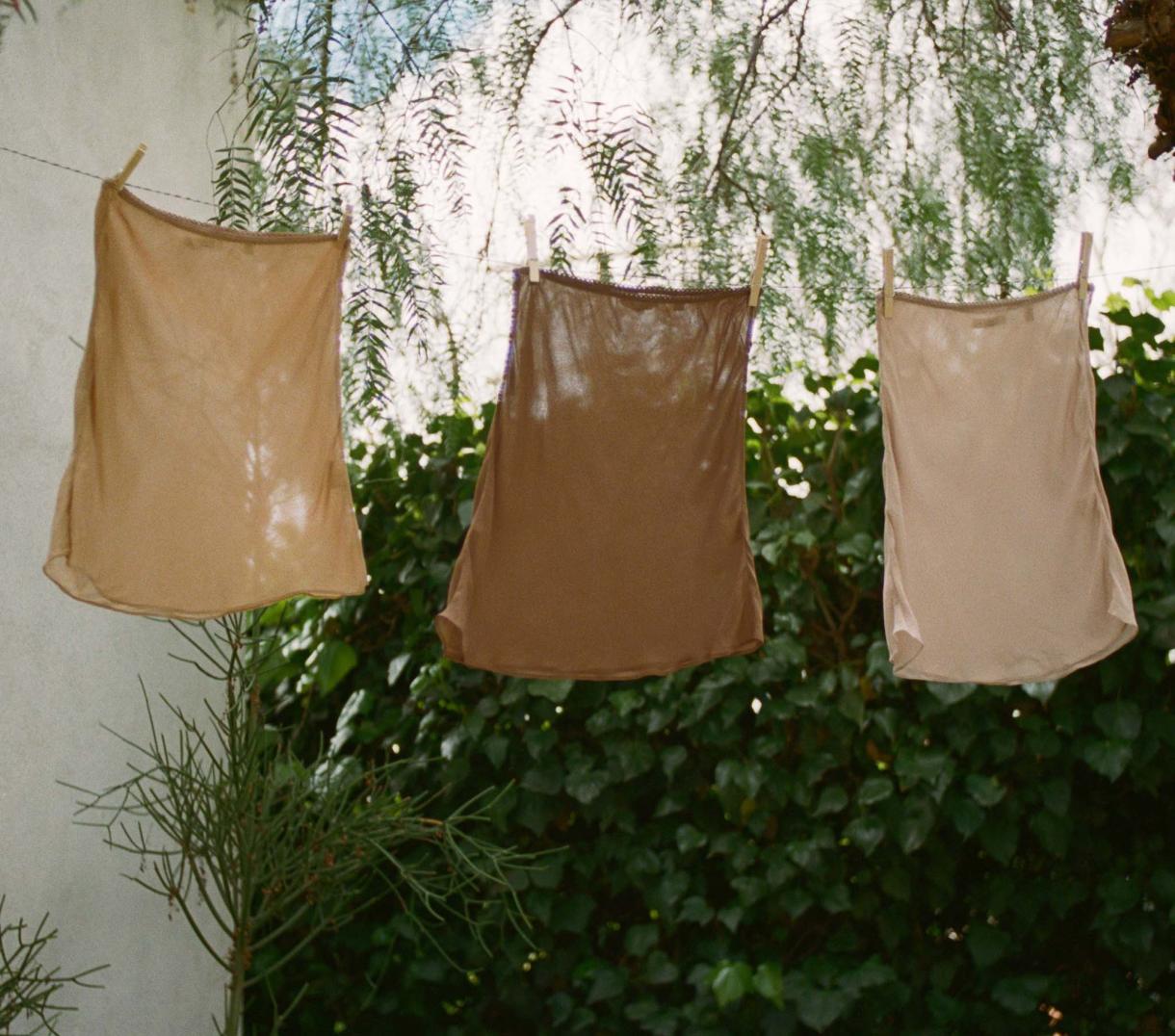 DÔEN Slips | Mini Skirt Slip Carob - Women