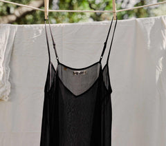 DÔEN Slips | Short Deep V-Neck Slip Black - Women