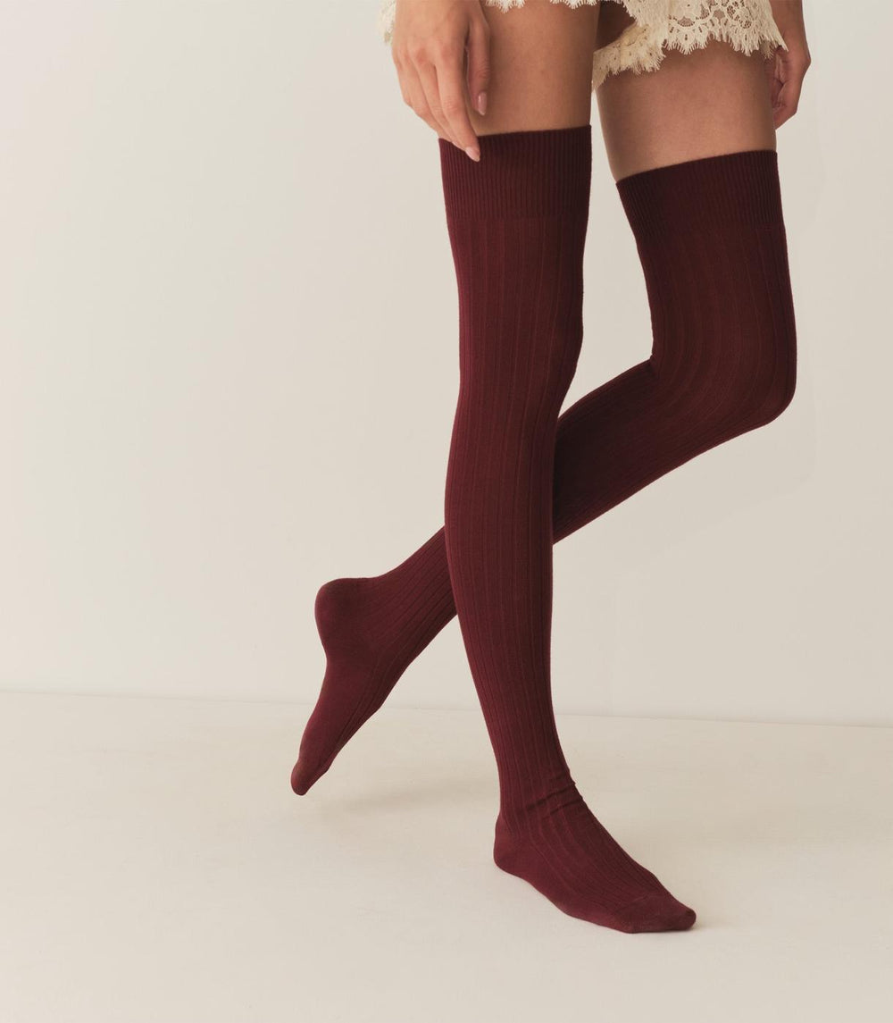 DÔEN Socks &amp; Tights | Collégien Thigh High Socks Bordeaux Grand Cru - Women
